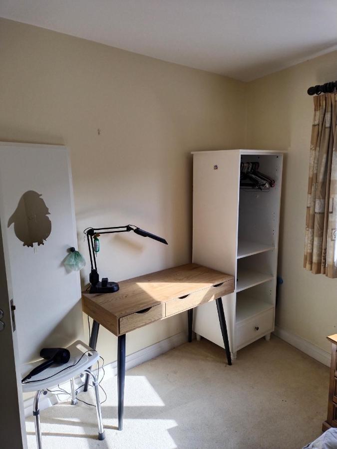 Crescent Apartments Homestay Cork Luaran gambar