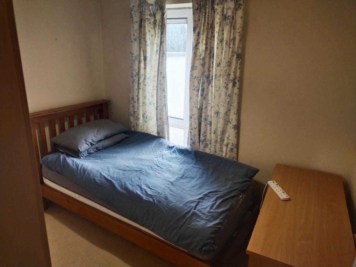Crescent Apartments Homestay Cork Luaran gambar