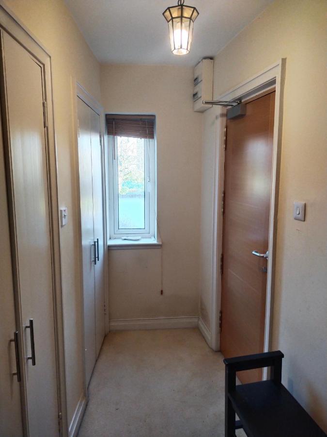 Crescent Apartments Homestay Cork Luaran gambar