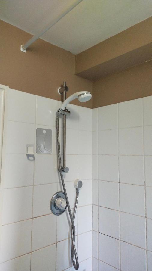 Crescent Apartments Homestay Cork Luaran gambar